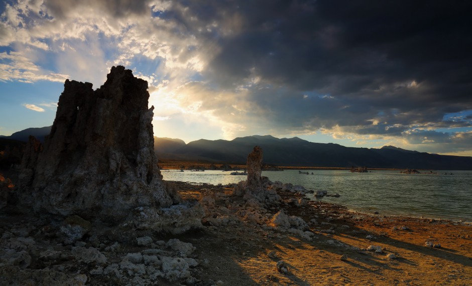 湖泊美景 美国莫诺湖风景图片