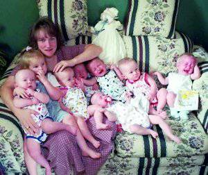 世界首例七胞胎 如今已经年满16岁了