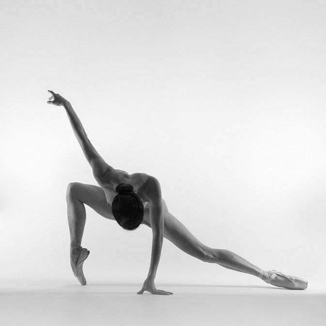 欧美黑白舞蹈人体艺术图片