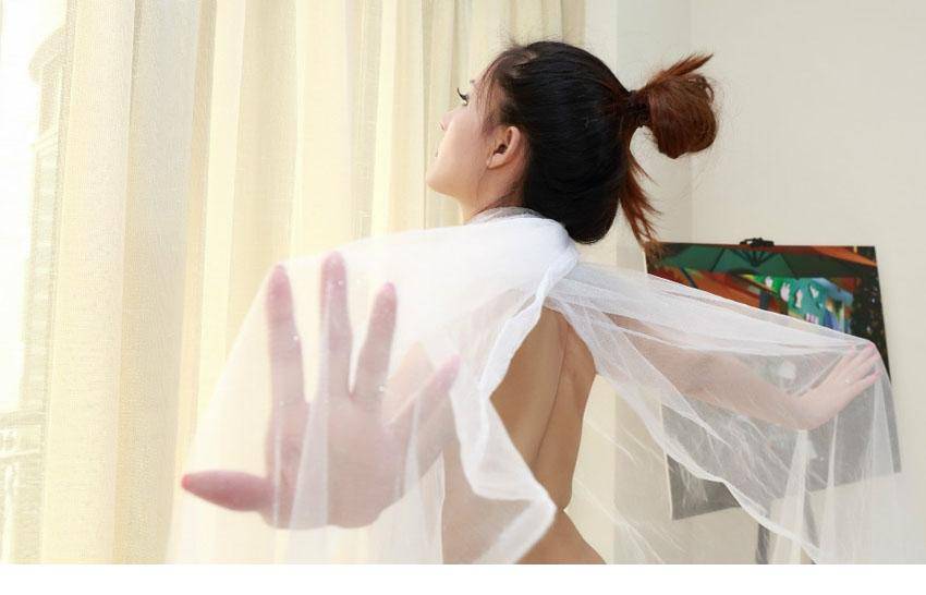 性感大胆少女真空人体艺术写真