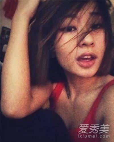 刘欢24岁爱女近照曝光 满头金发狂野个性