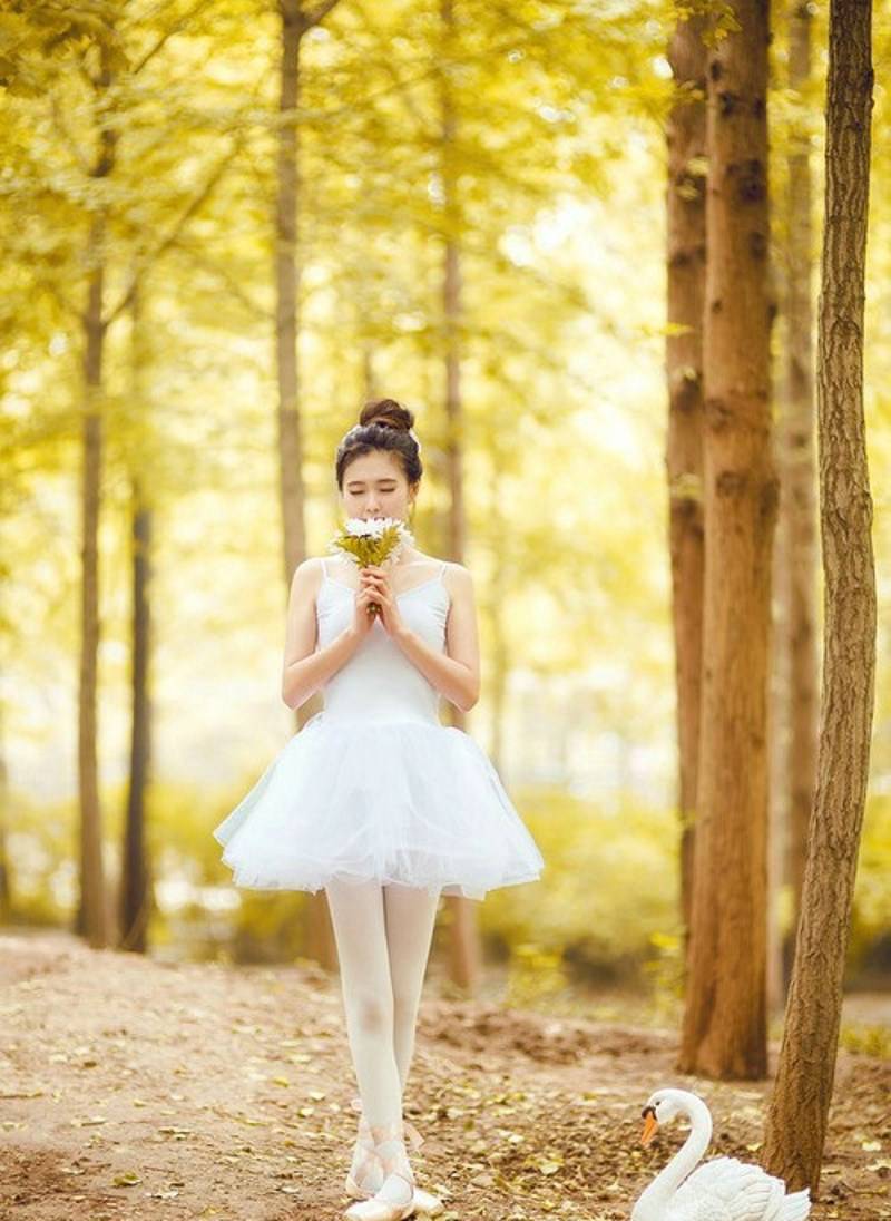亚洲芭蕾舞美女绝美人体艺术写真