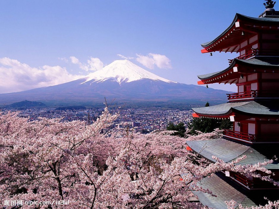 日本富士山春天美景清新怡人