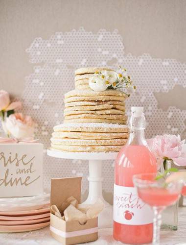 幸福甜蜜的婚礼甜点蛋糕图片