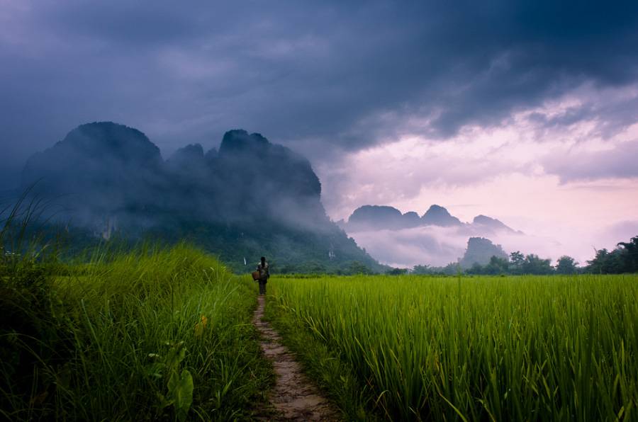 唯美幻境自然山水桌面壁纸