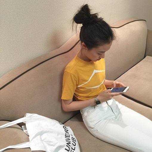 非主流女生图片 他不需要你了