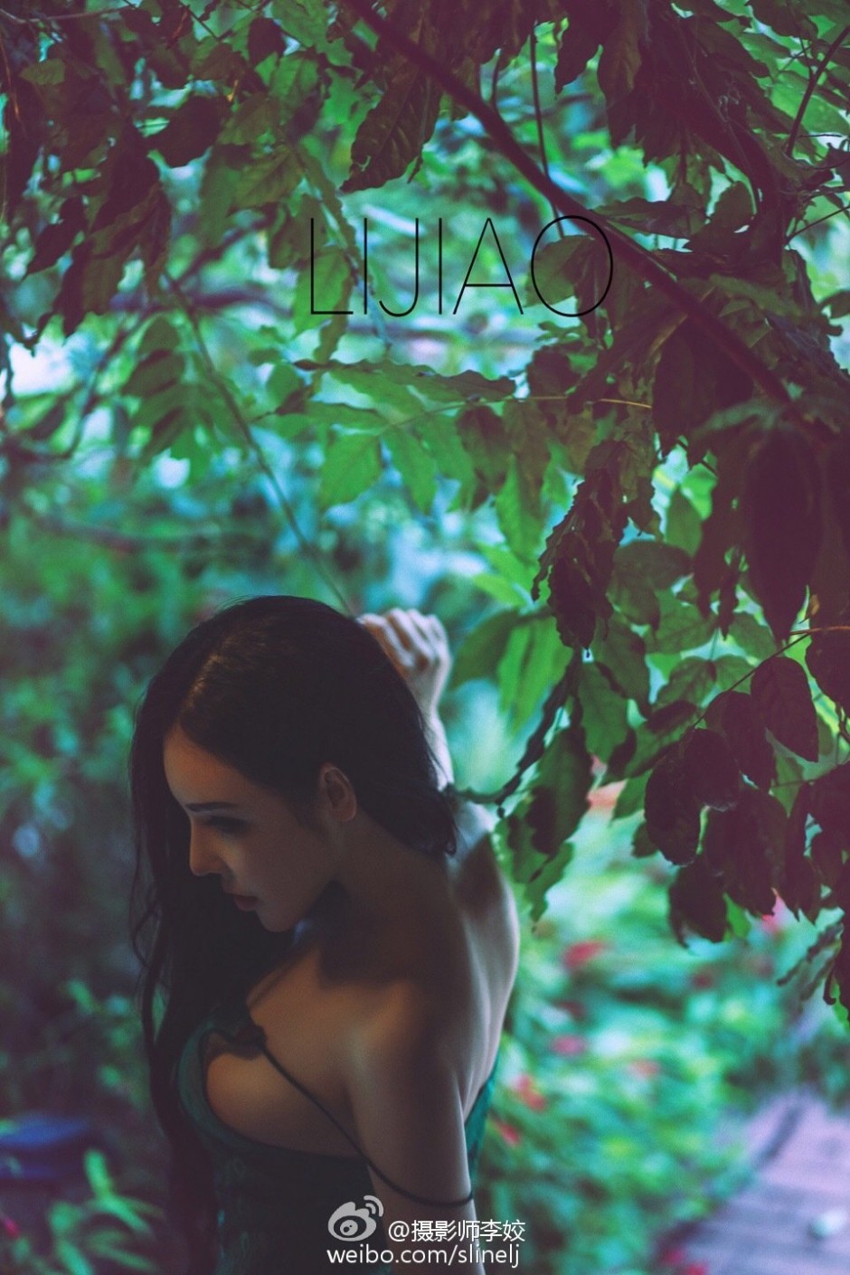 车模小天后孙依宁超诱人艺术写真