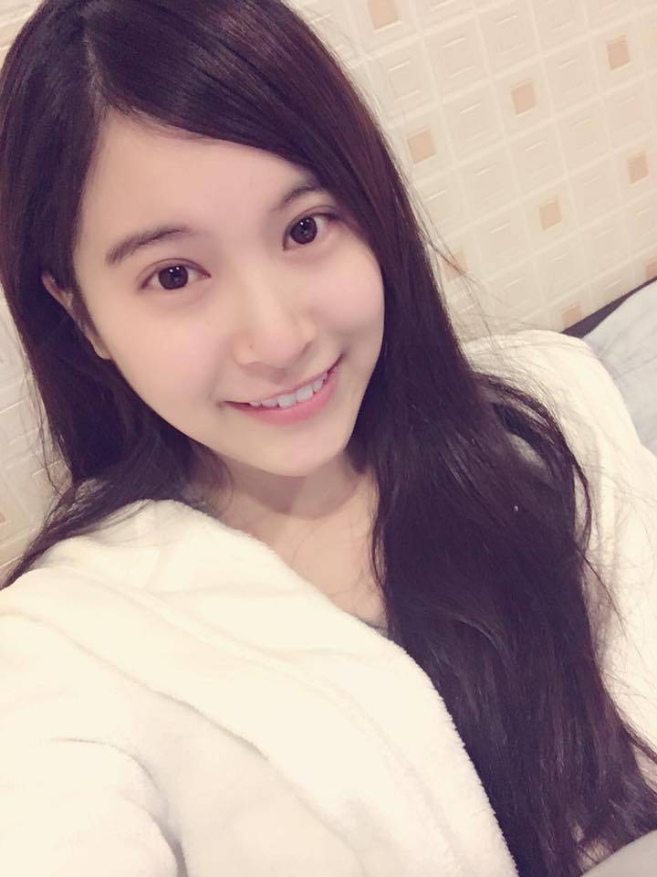 台湾可爱阳光美女孟洁Candy写真集