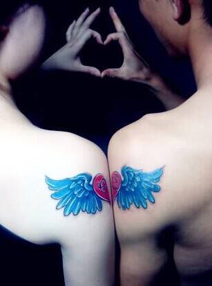 情侣必备翅膀纹身图案让爱飞翔