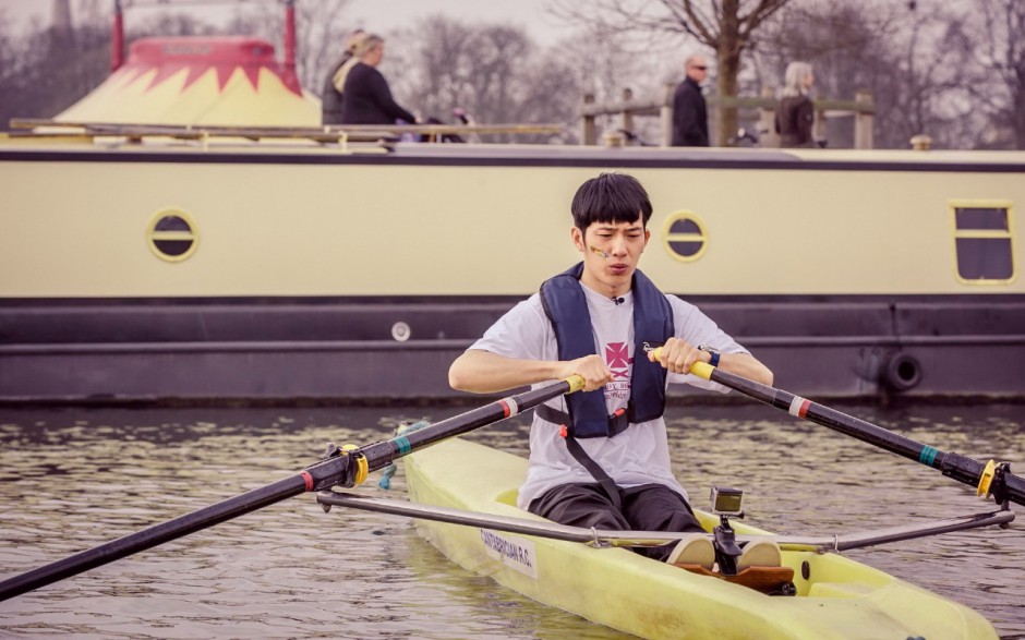 qq花儿与少年桌面壁纸