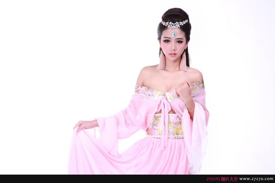 推女神于姬Una开启浪漫之旅性感写真