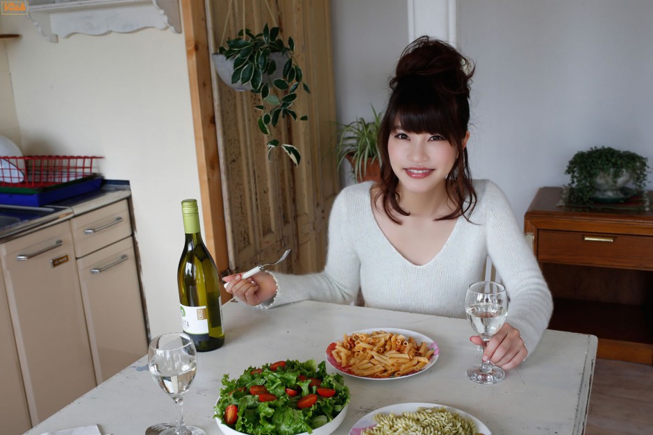 日本性感女神岸明日香比基尼户外写真