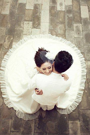 携手相伴一生唯美婚纱照图片