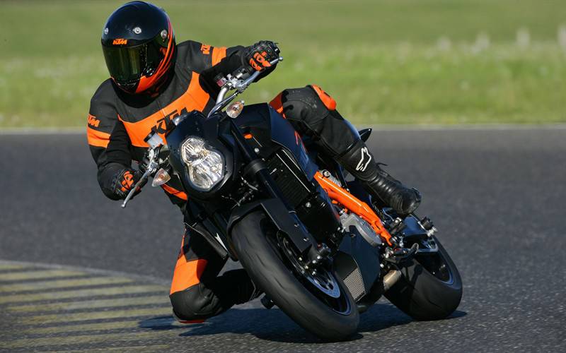 弯道摩托车图片大全