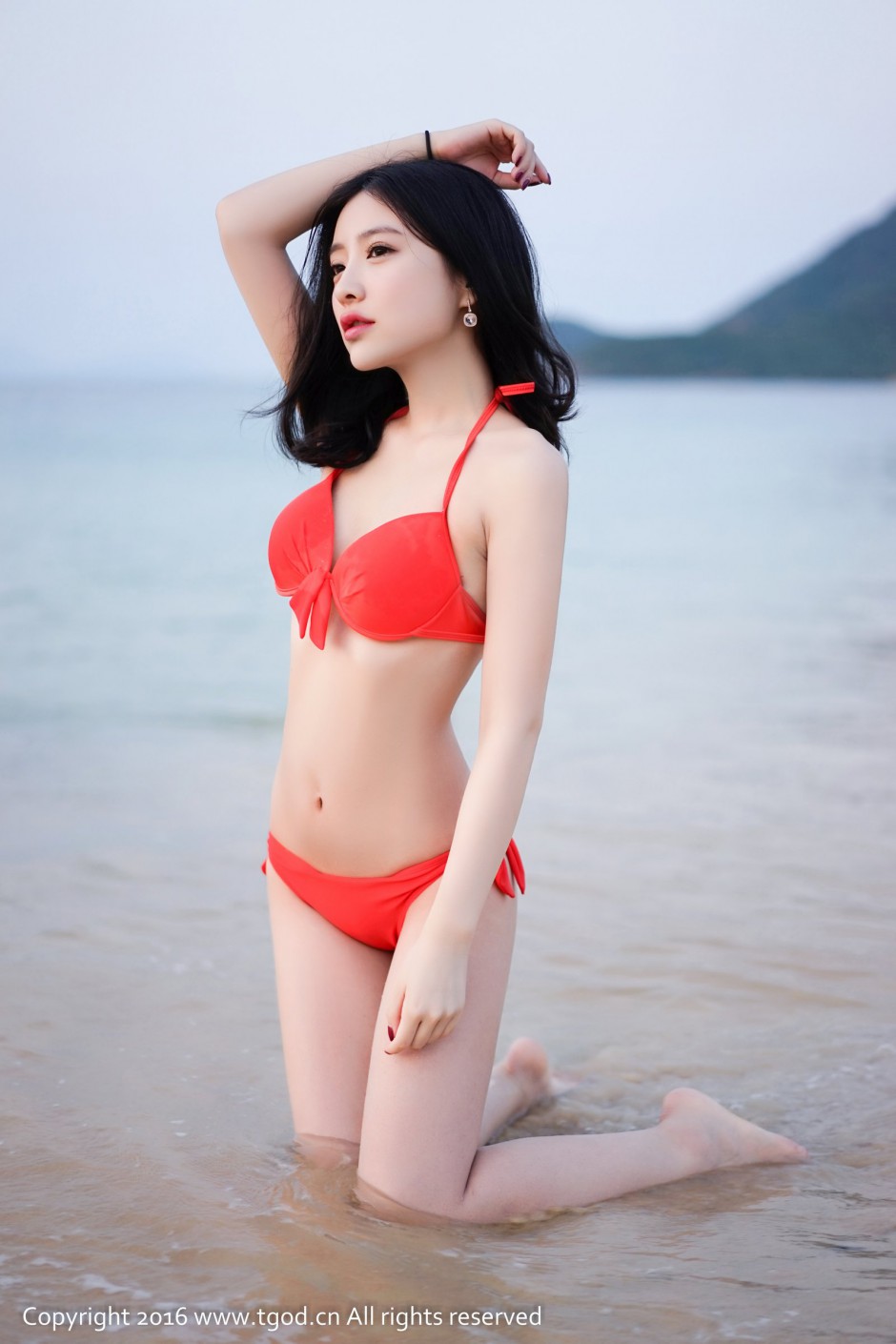 阳光气质型美女施忆佳KITTY越南芽庄旅拍