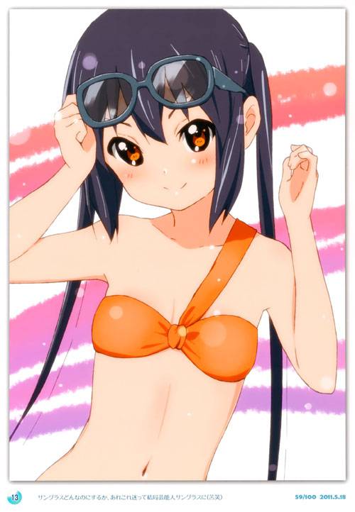 萌系小美女泳装迷人图集