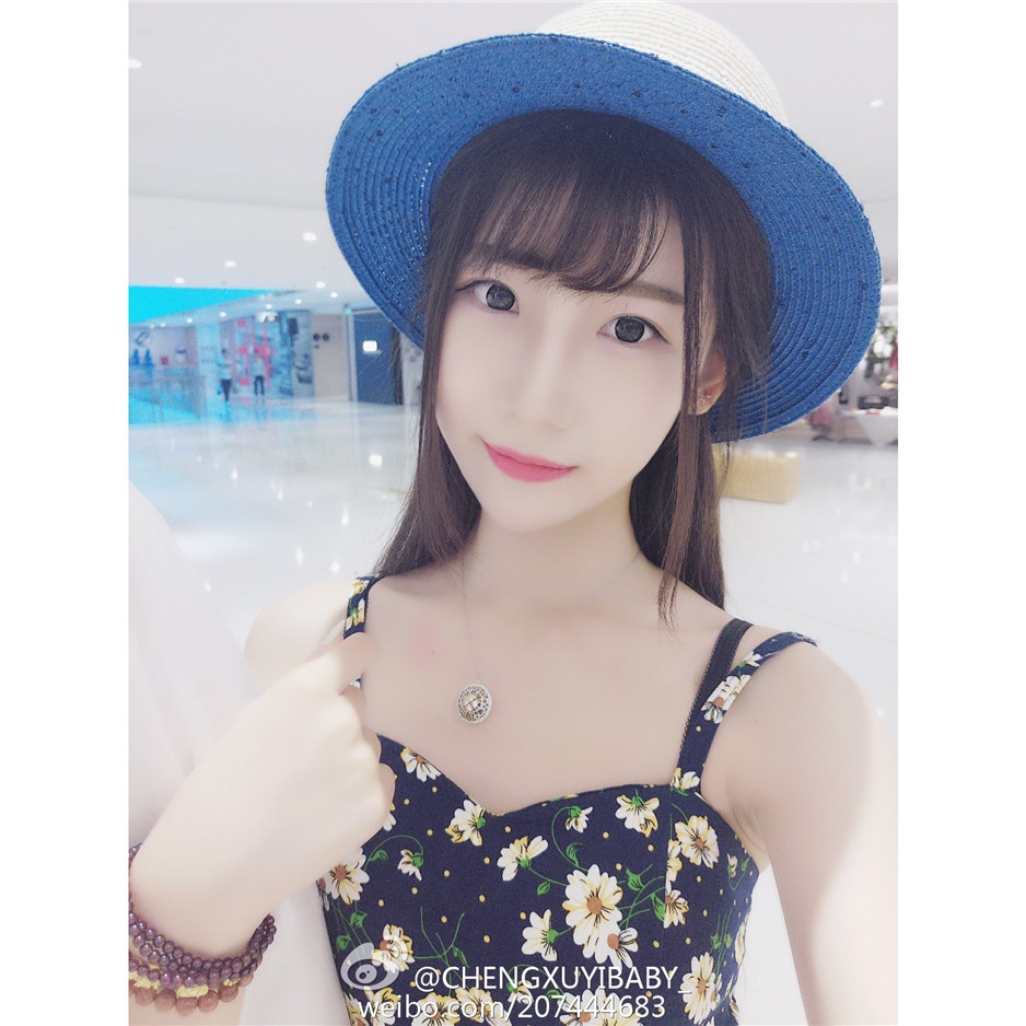 中国90后嫩模美女CHENGXUYIBABY生活照