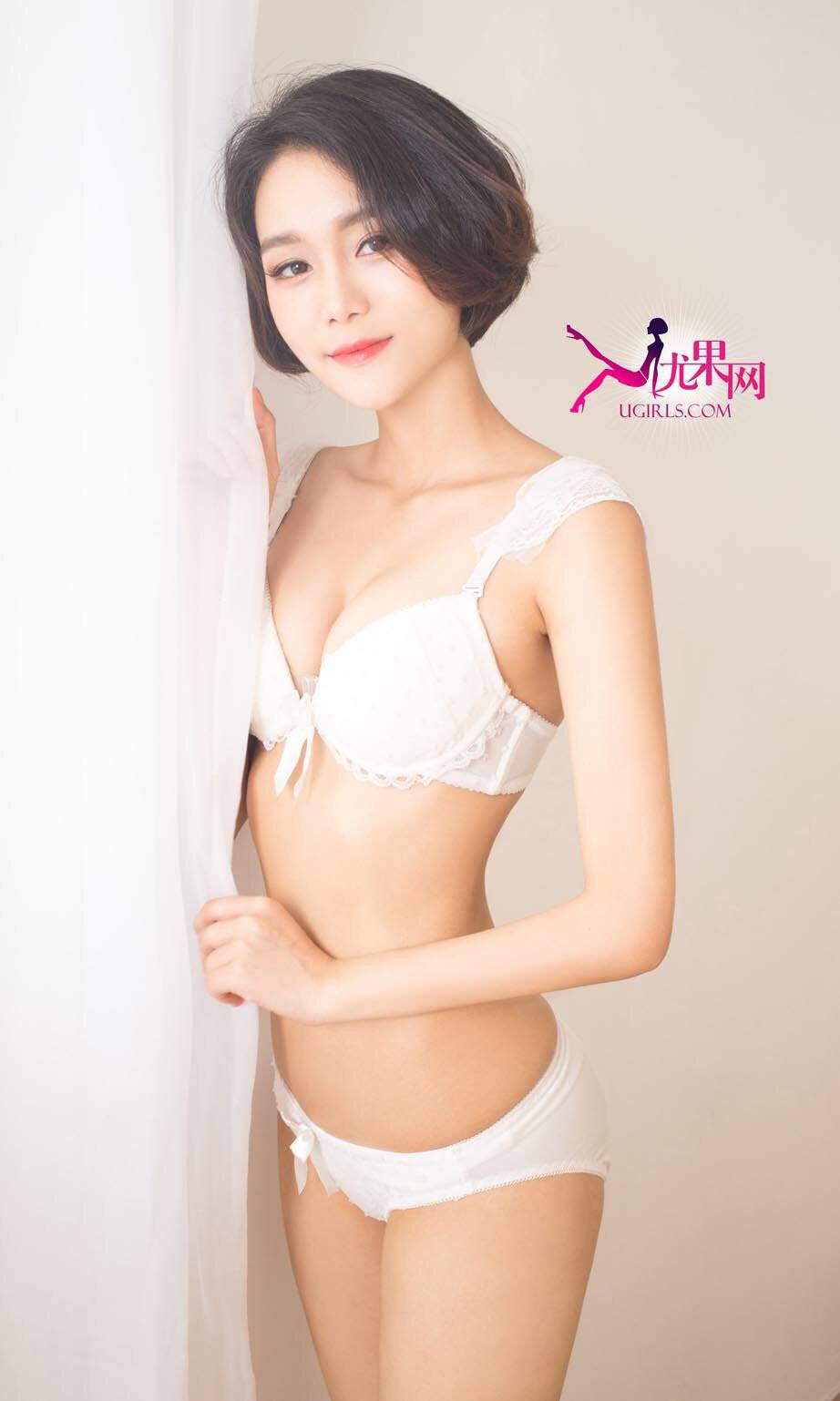 90后短发模特曾娜内衣私房诱惑