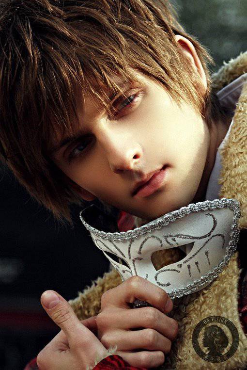 欧美范帅男伤感大图片