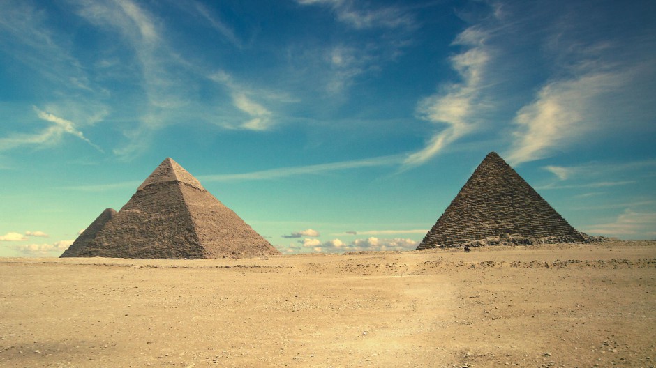 360壁纸金字塔造型风景