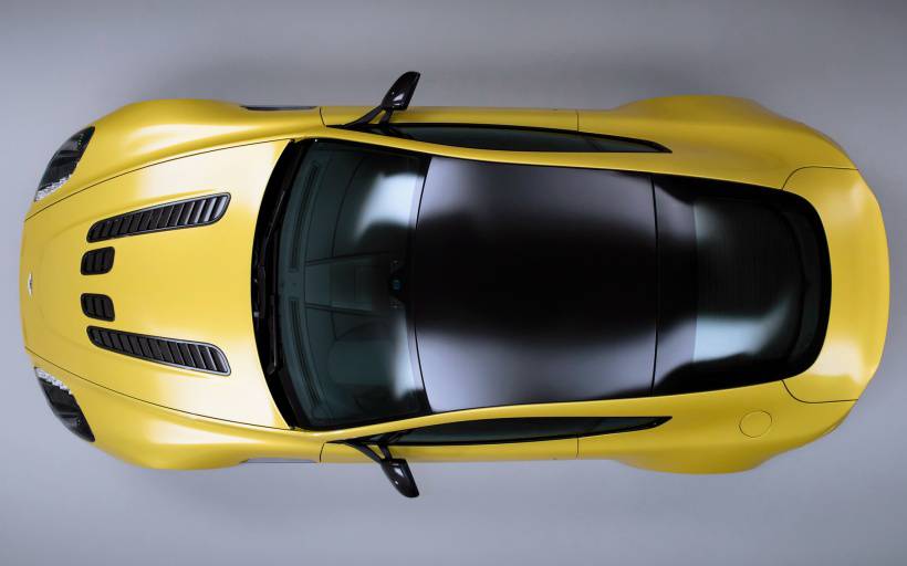 阿斯顿·马丁黄色V12 Vantage S汽车图片