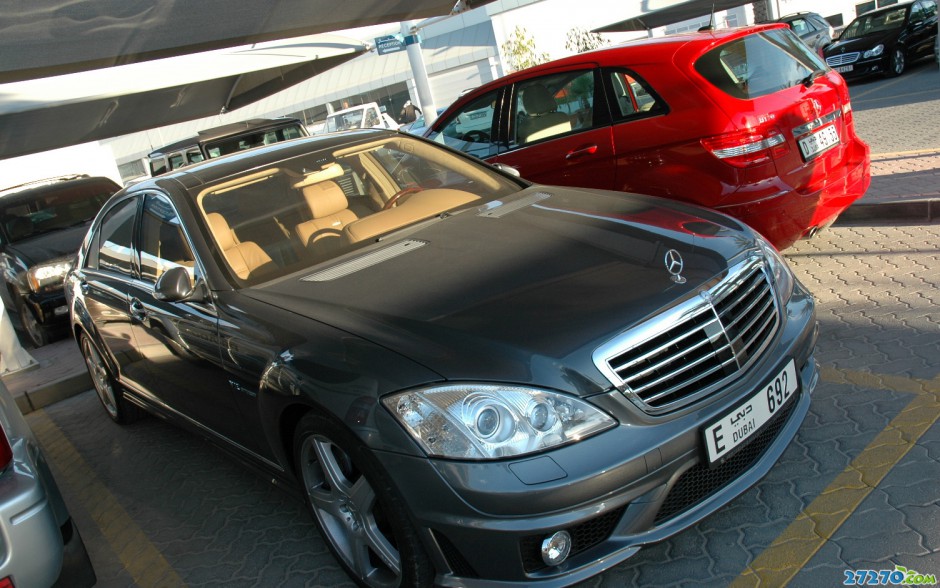 街头豪车实拍 阿拉伯