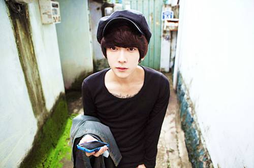 非主流图片 男生帅气侧脸