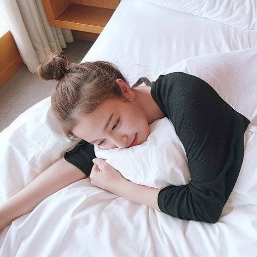 非主流成熟有爱女生图片