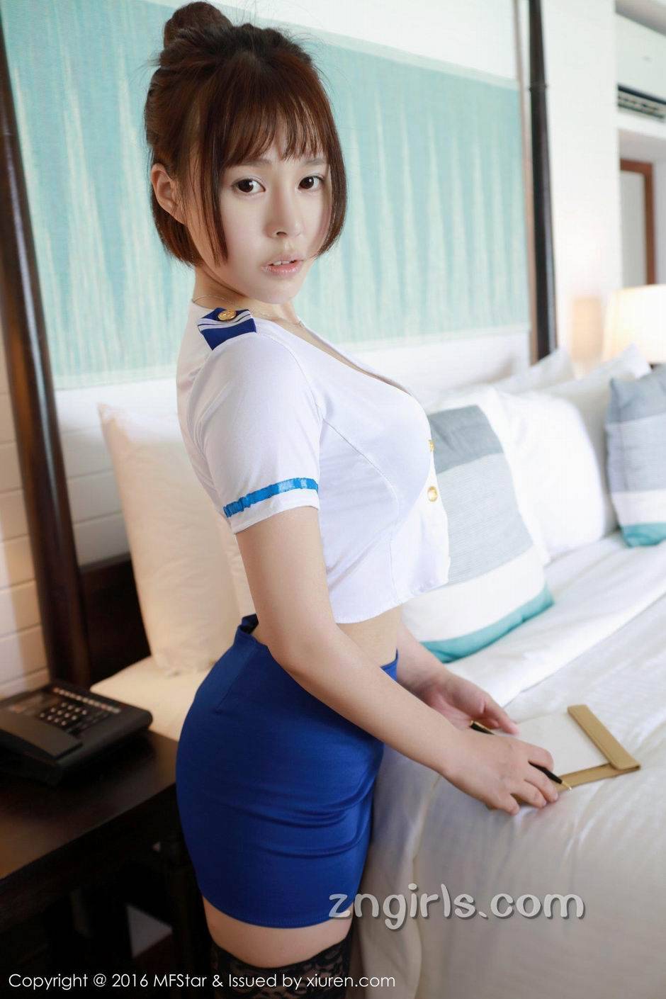 90后童颜萝莉Evelyn艾莉性感写真