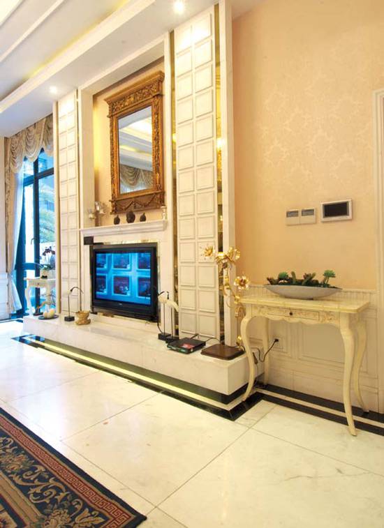 金碧辉煌的欧式风格装修效果图