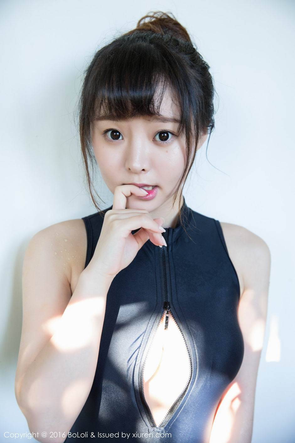 巨乳小萝莉柳侑绮Sevenbaby性感写真套图