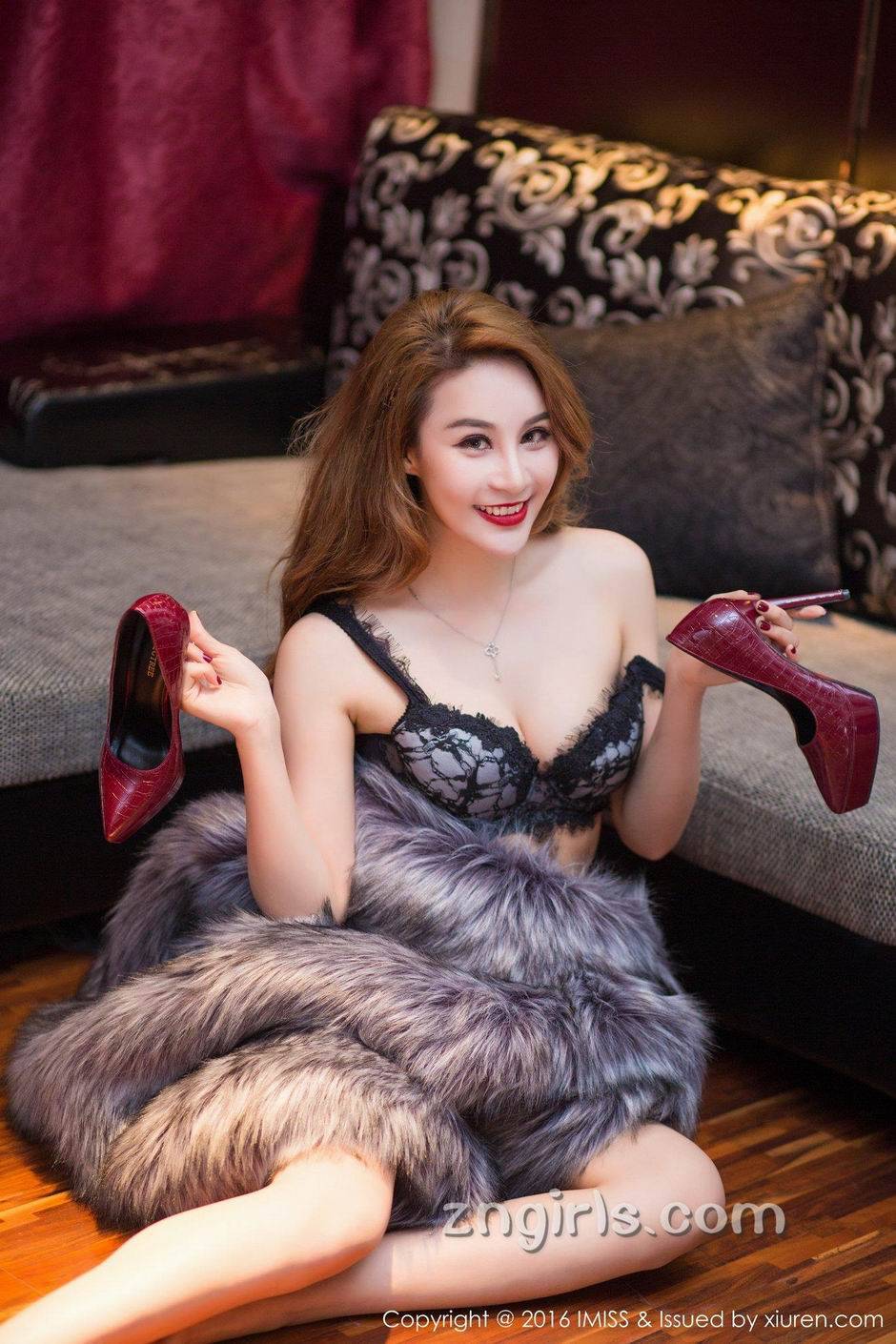 爱蜜社爆好身材美女江欢欢fon性感写真