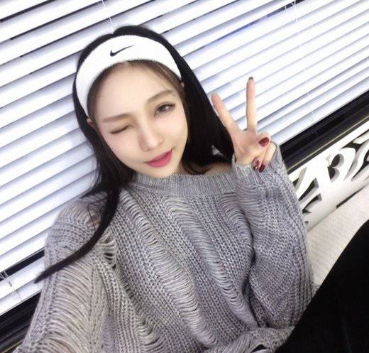 90后唯美个性女生甜美自拍图片大全