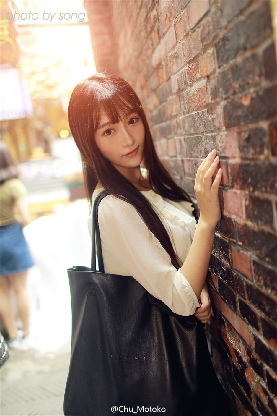 清纯学生妹Motoko素素迷人图片