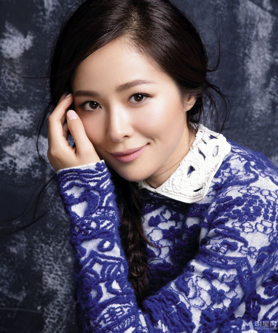气质女明星江一燕妩媚动人写真