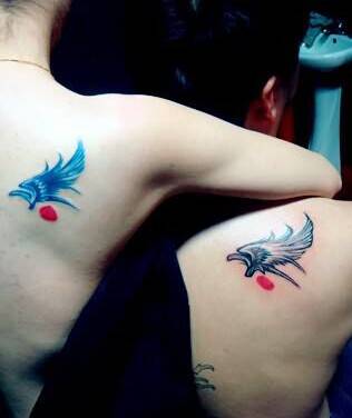情侣必备翅膀纹身图案让爱飞翔