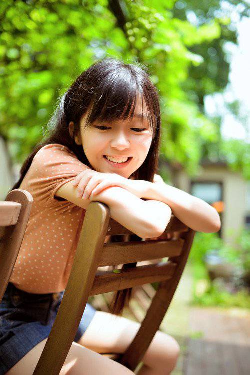 大学生活力气质女生图片