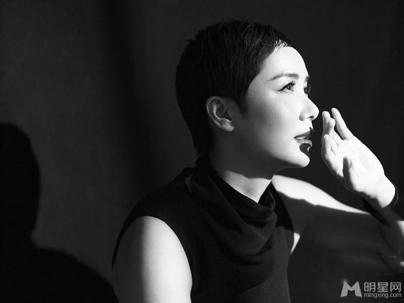 女明星蒋雯丽尽显复古魅惑组图
