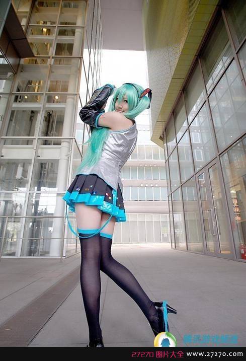 最新初音未来真人cos