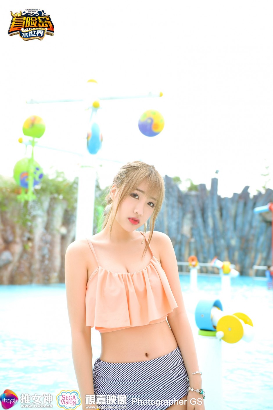 性感女神让人垂涎欲滴夏日清凉写真