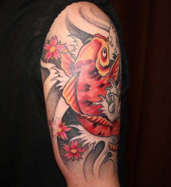 经典精美红鲤鱼纹身图片