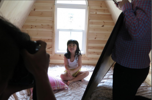 香港6岁女童出写真集 照片尺度大引争议