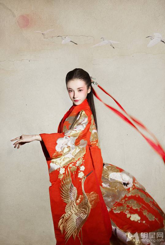中国新生代女演员常乐演绎古典美人