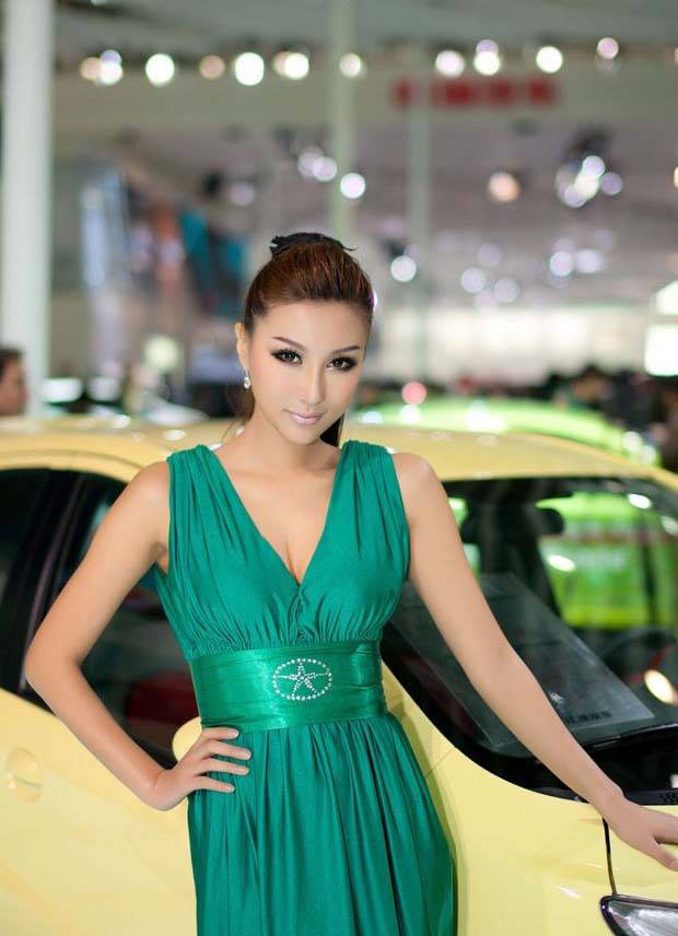 盘点车展上的靓丽车模合集