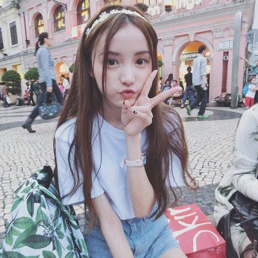 清晰美丽的可爱女生非主流图片
