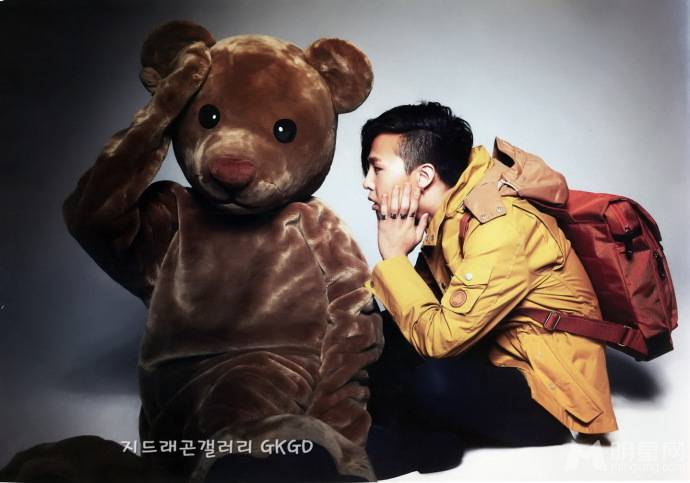 BigBang成员权志龙黑白写真尽显潮男范