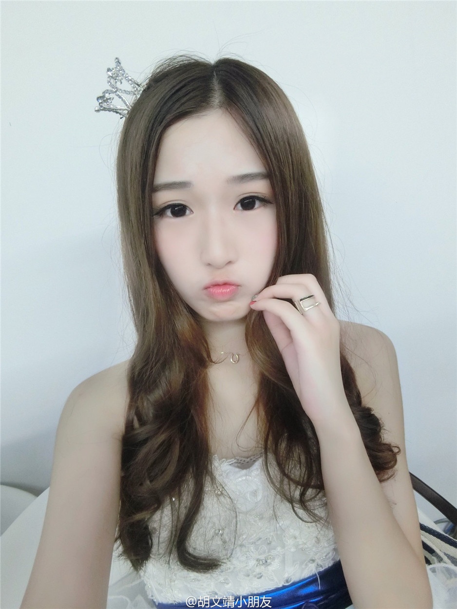 清纯学生妹胡文靖微博高清照片