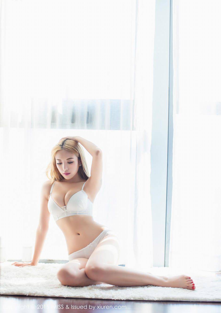 爱蜜社陈思琪Art白色内衣唯美性感写真