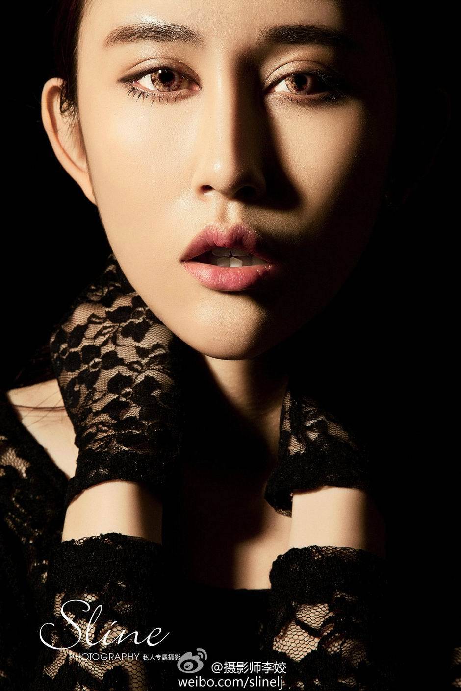 平面模特冯靖媛性感诱惑写真