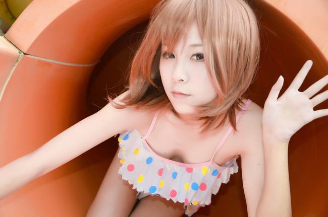 御坂美琴Cosplay泳池美女高清图片